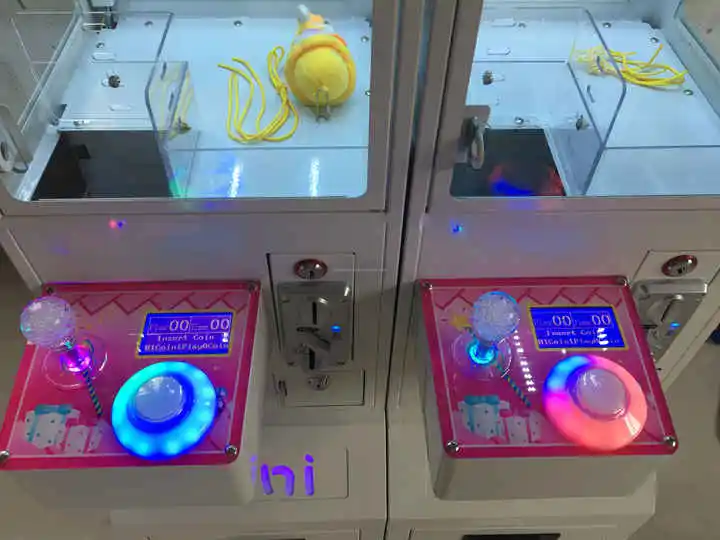 Mini Coin-Operated Mega Small  - огляд і ціна Arcade Toy Claw Vending Machine